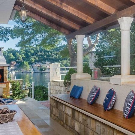 Okuklje Holiday Home מראה חיצוני תמונה