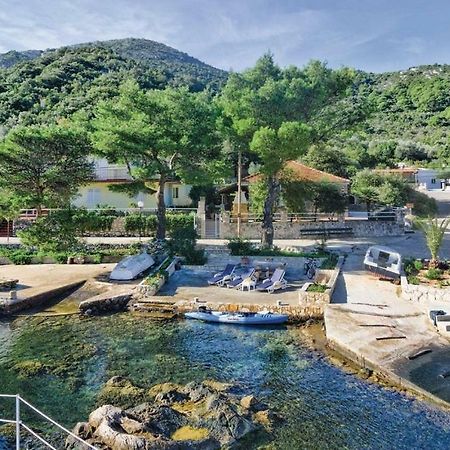 Okuklje Holiday Home מראה חיצוני תמונה